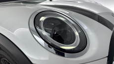 MINI Hatchback 1.5 Cooper Classic 3dr Auto [Comfort/Nav Pack] Petrol Hatchback